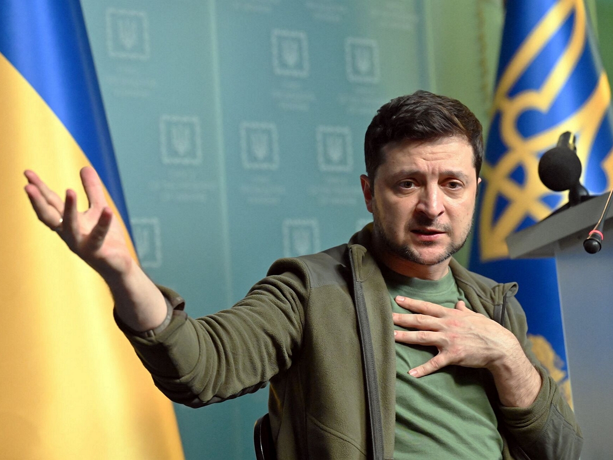 Зеленский заявил о последней стадии конфликта на Украине