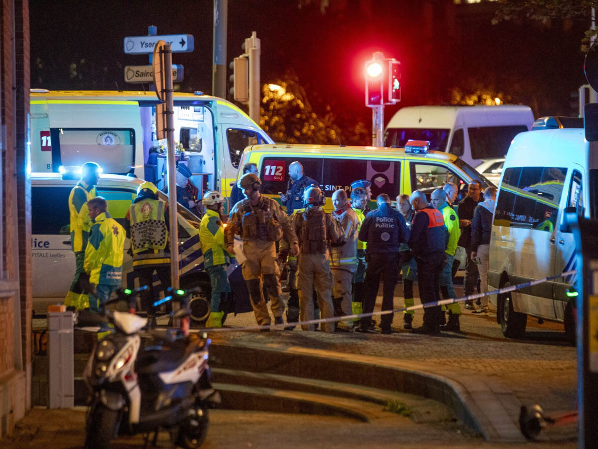 Стрелок убил двух человек в Брюсселе под крики