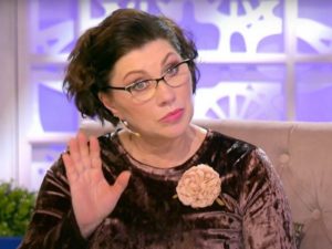 «Простите бабу Розу»: Сябитова устроила скандал на телешоу, оскорбив комика Соболева