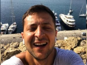 ИноСМИ: Владимир Зеленский купил две яхты за 75 млн долларов
