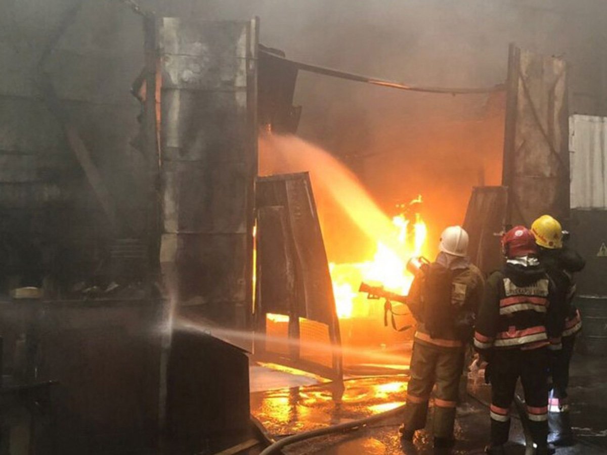 В ужасном пожаре в хостеле в Алма-Ате погибли 13 человек
