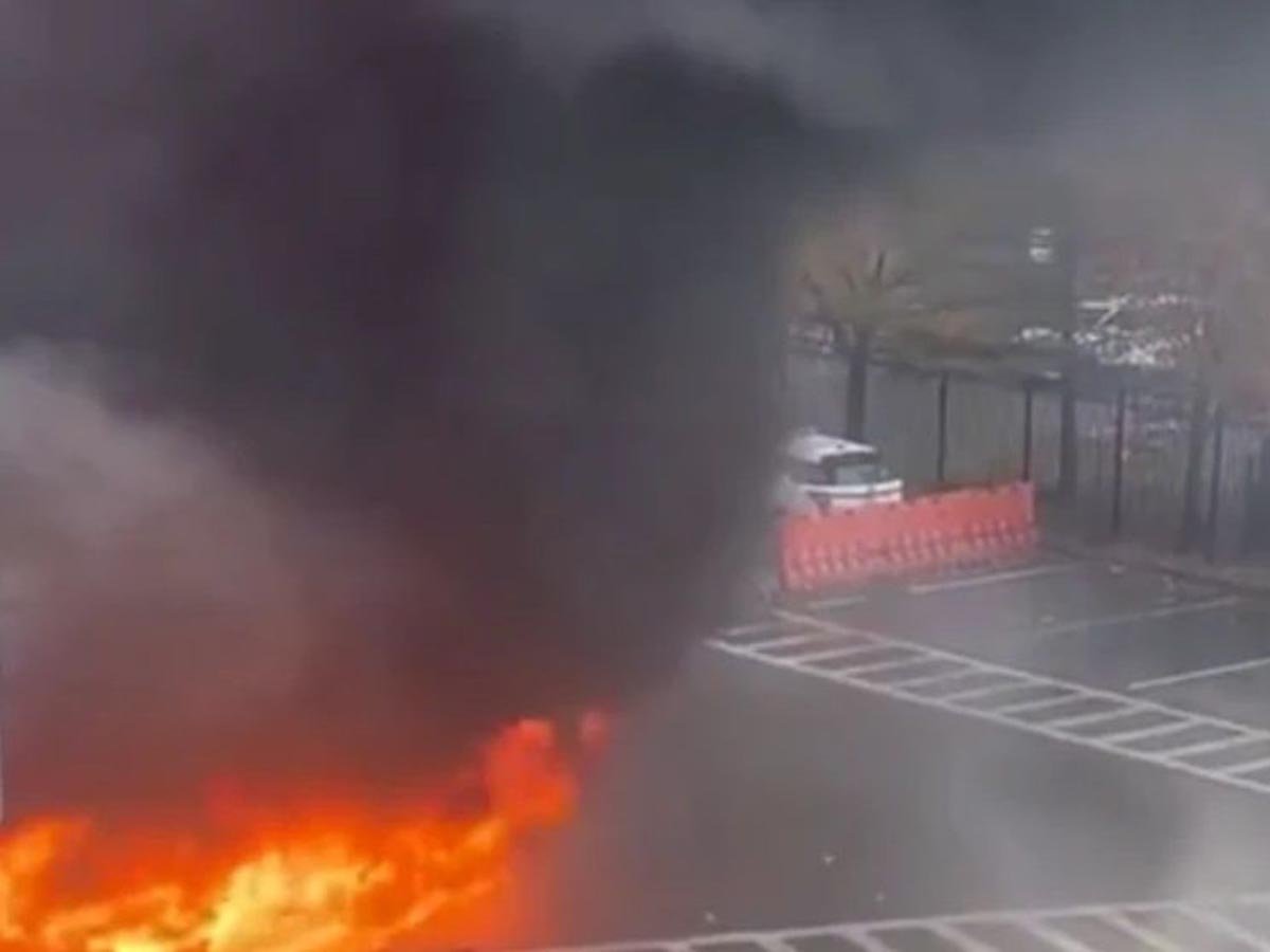 Опубликованы кадры подрыва автомобиля на Ниагарском мосту