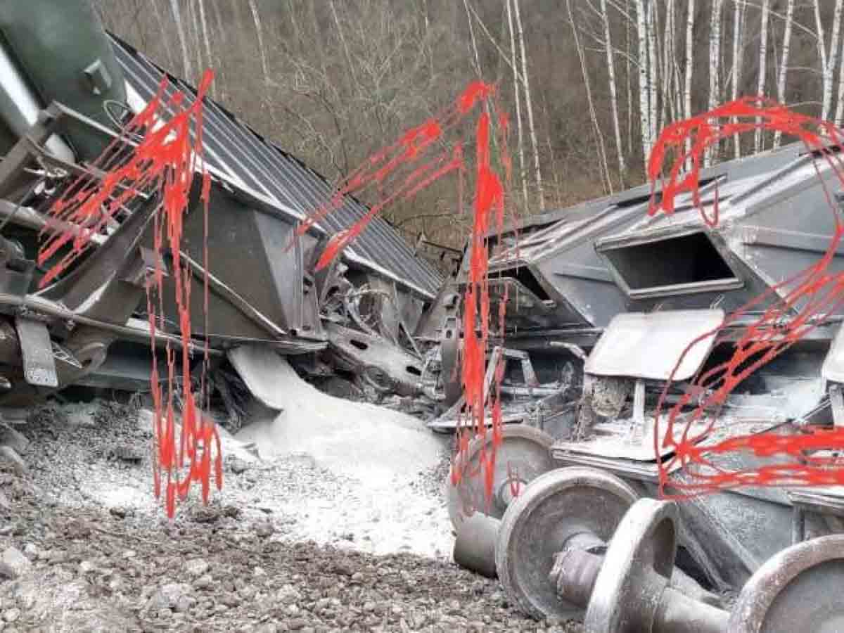 СМИ: крушение грузового поезда в Рязанской области произошло после взрыва