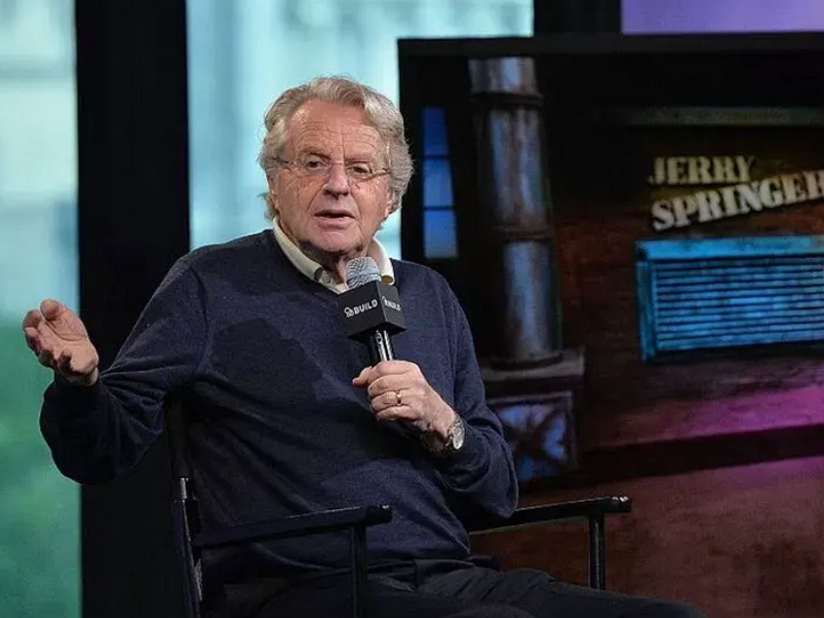 Знаменитости, которых мы потеряли в 2023 году (Часть 1)