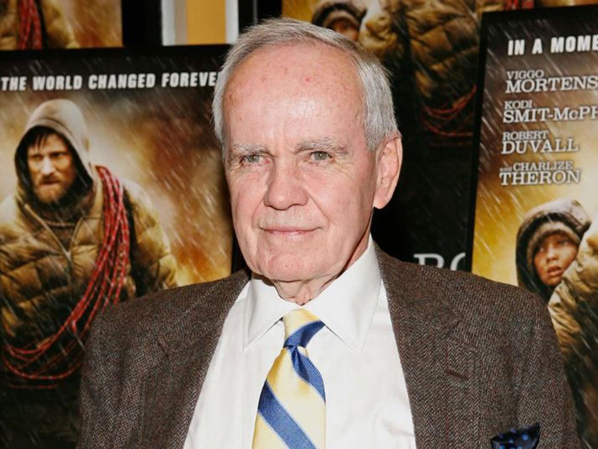 Знаменитости, которых мы потеряли в 2023 году (Часть 1)