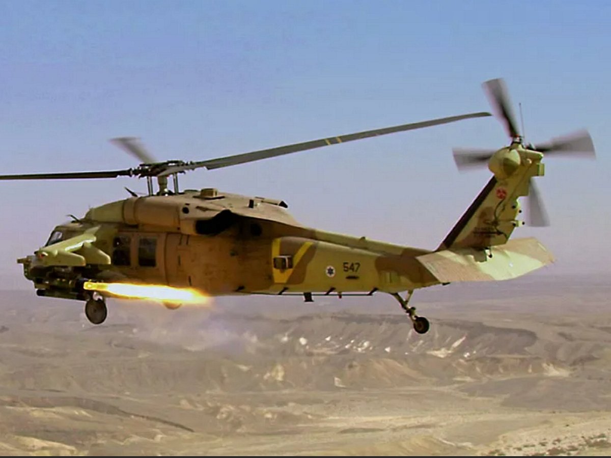 Израильский вертолёт ошибочно расстрелял группу военных ЦАХАЛа в секторе Газа