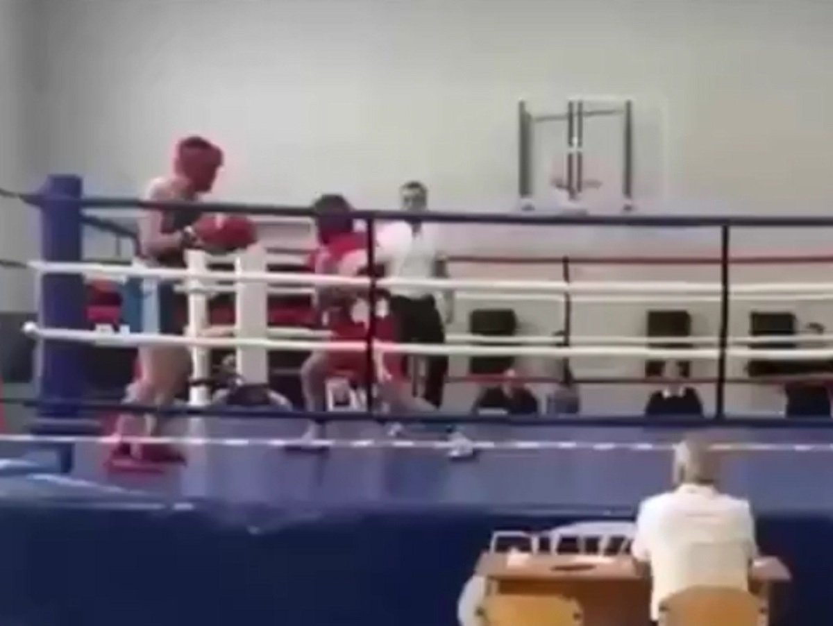 На Урале 14-летний боксер умер на соревнованиях после удара в печень