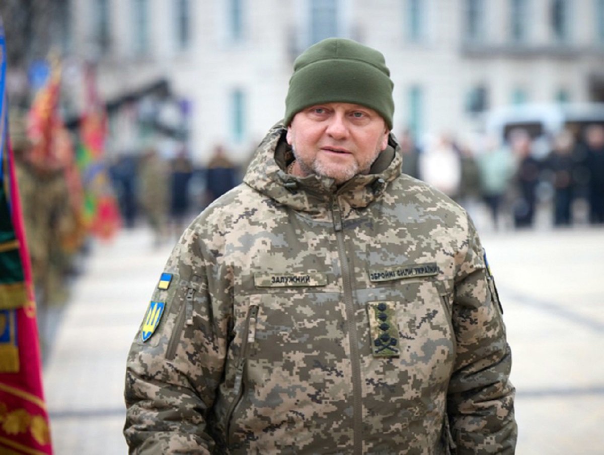 Украинские СМИ: Залужный попросил у США 17 млн снарядов и $350-400 млрд