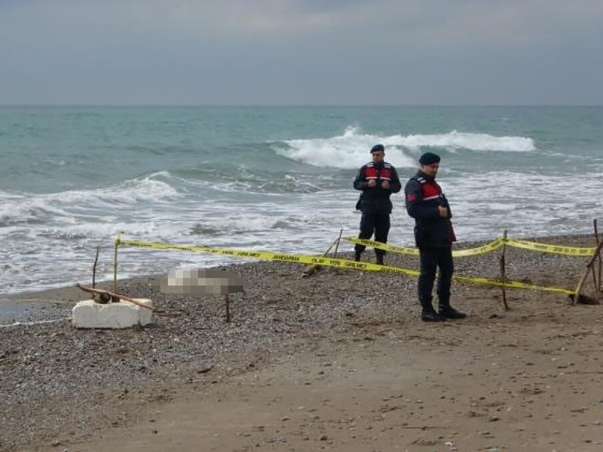 На пляже в Турции нашли шесть трупов