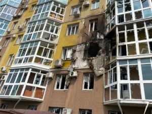 В Орле после атаки дронов ВССУ повреждены несколько многоэтажек