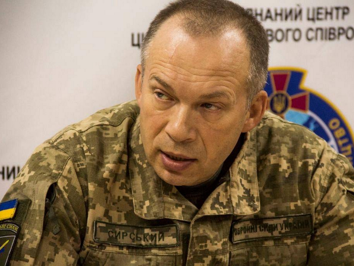 Главком ВСУ Сырский заявил о переходе к обороне