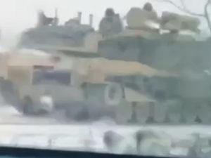 Украинские СМИ показали видео с прибытием танка M1 Abrams под Авдеевку