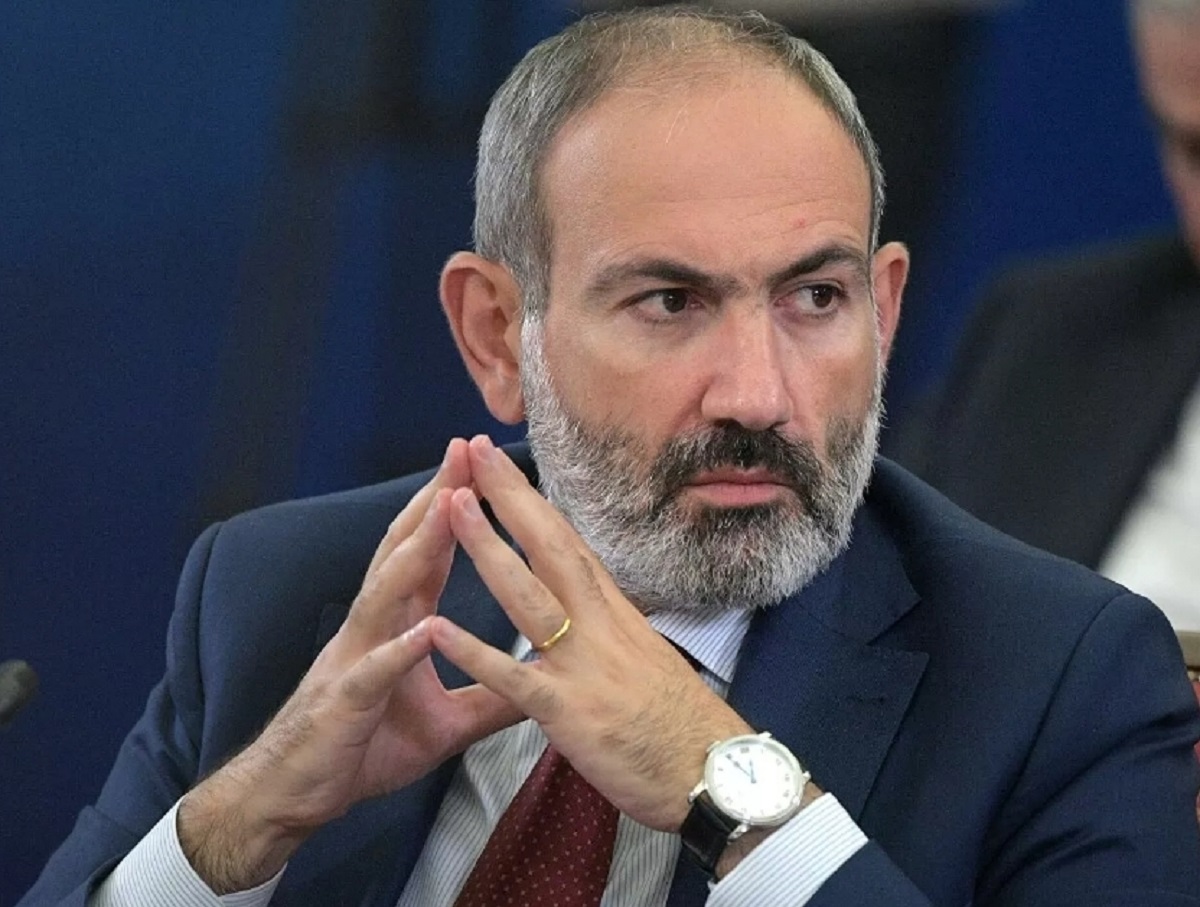 «Посмотрим, что будет»: Пашинян заморозил членство Армении в ОДКБ, предъявив претензии к Москве