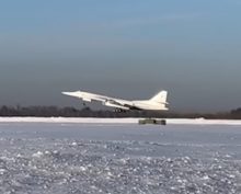 Владимир Путин пролетел по секретному маршруту на ракетоносце Ту-160М