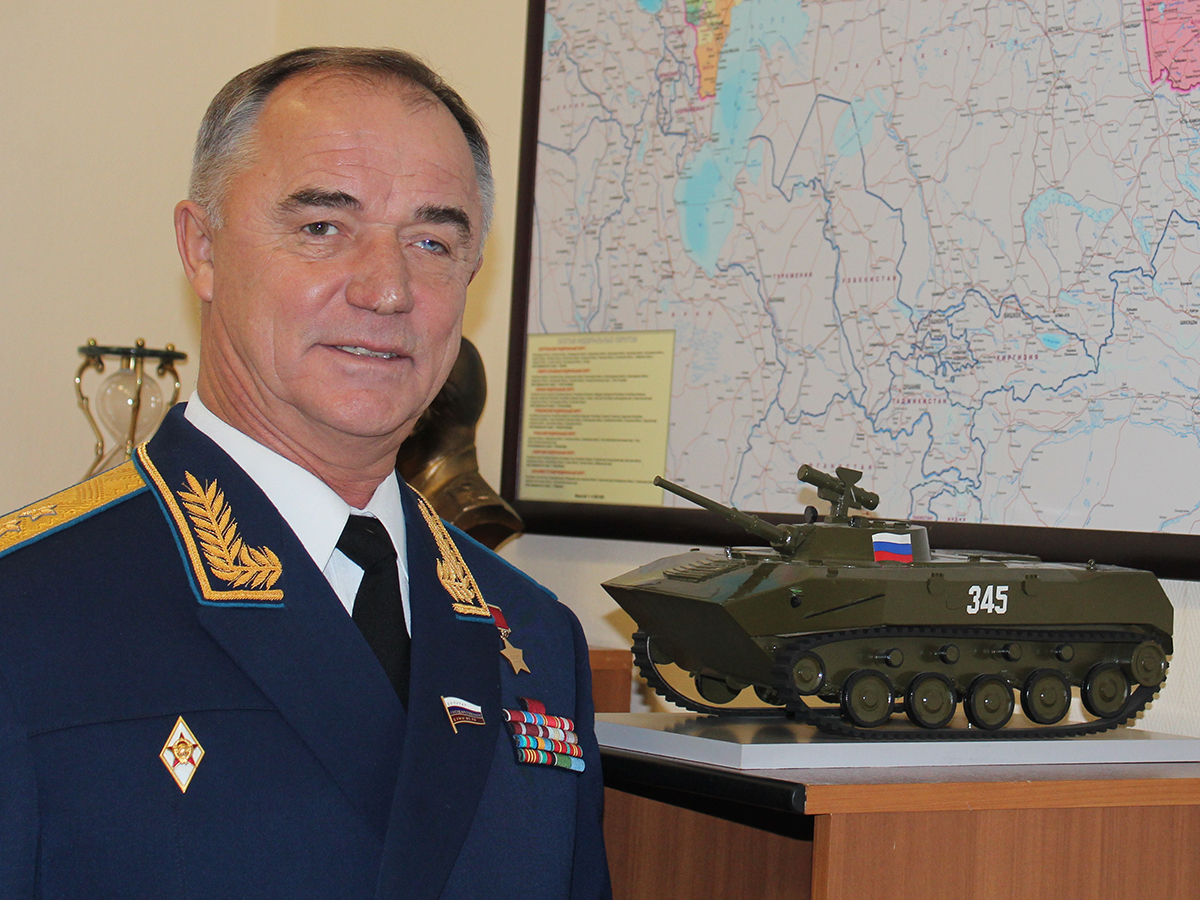 Генерал-полковник Валерий Востротин