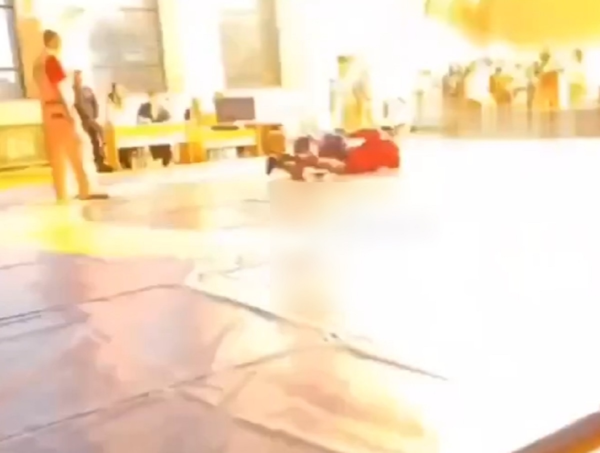 Взрыв из гранатомета, прозвучавший в школе самбо в Мелитополе, попал на видео