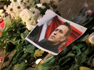 СМИ выяснили, на каком кладбище могут похоронить Навального*
