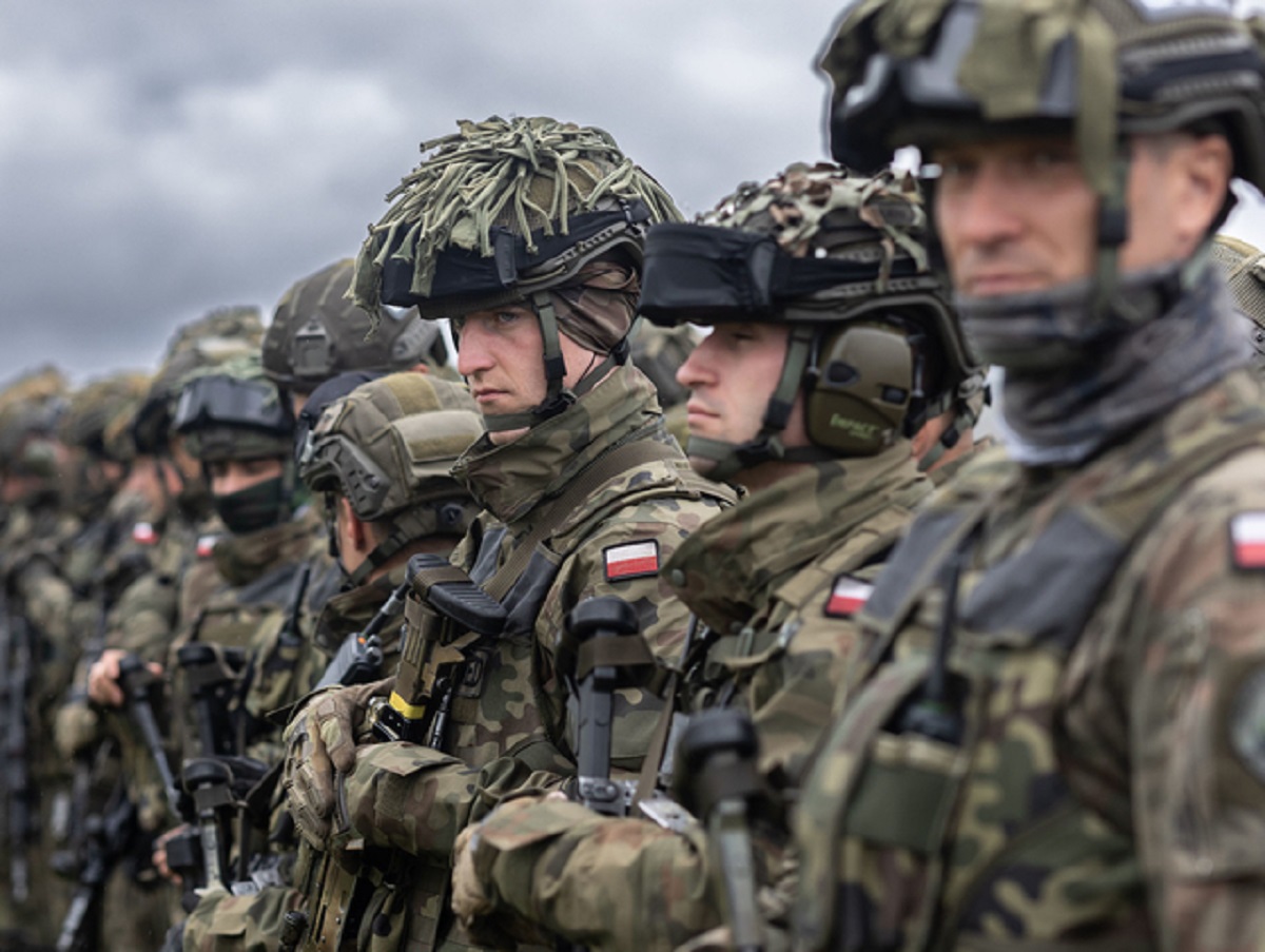 НАТО начал крупнейшие со времен «холодной войны» учения у границ России