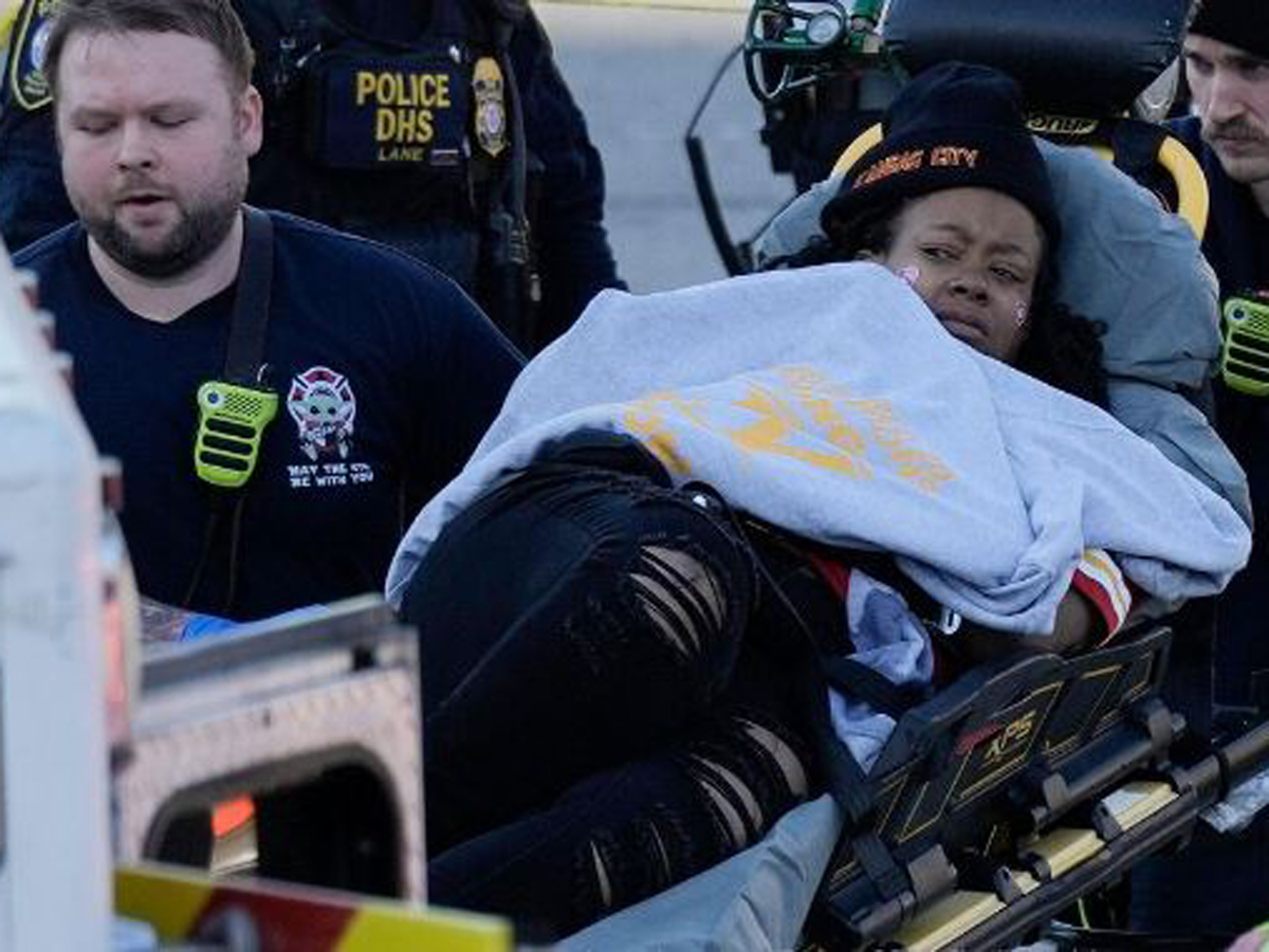 Один человек погиб в ходе стрельбы на параде в честь победы «Канзас-Сити Чифс»а