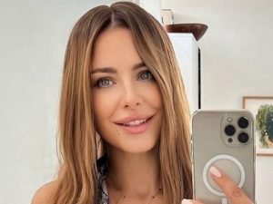 Mash: Ани Лорак подала заявление на гражданство России