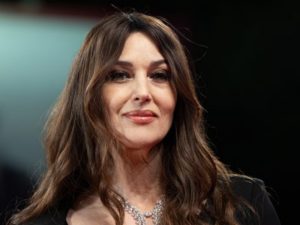 Необычная обложка глянца с Моникой Белуччи заинтриговала публику