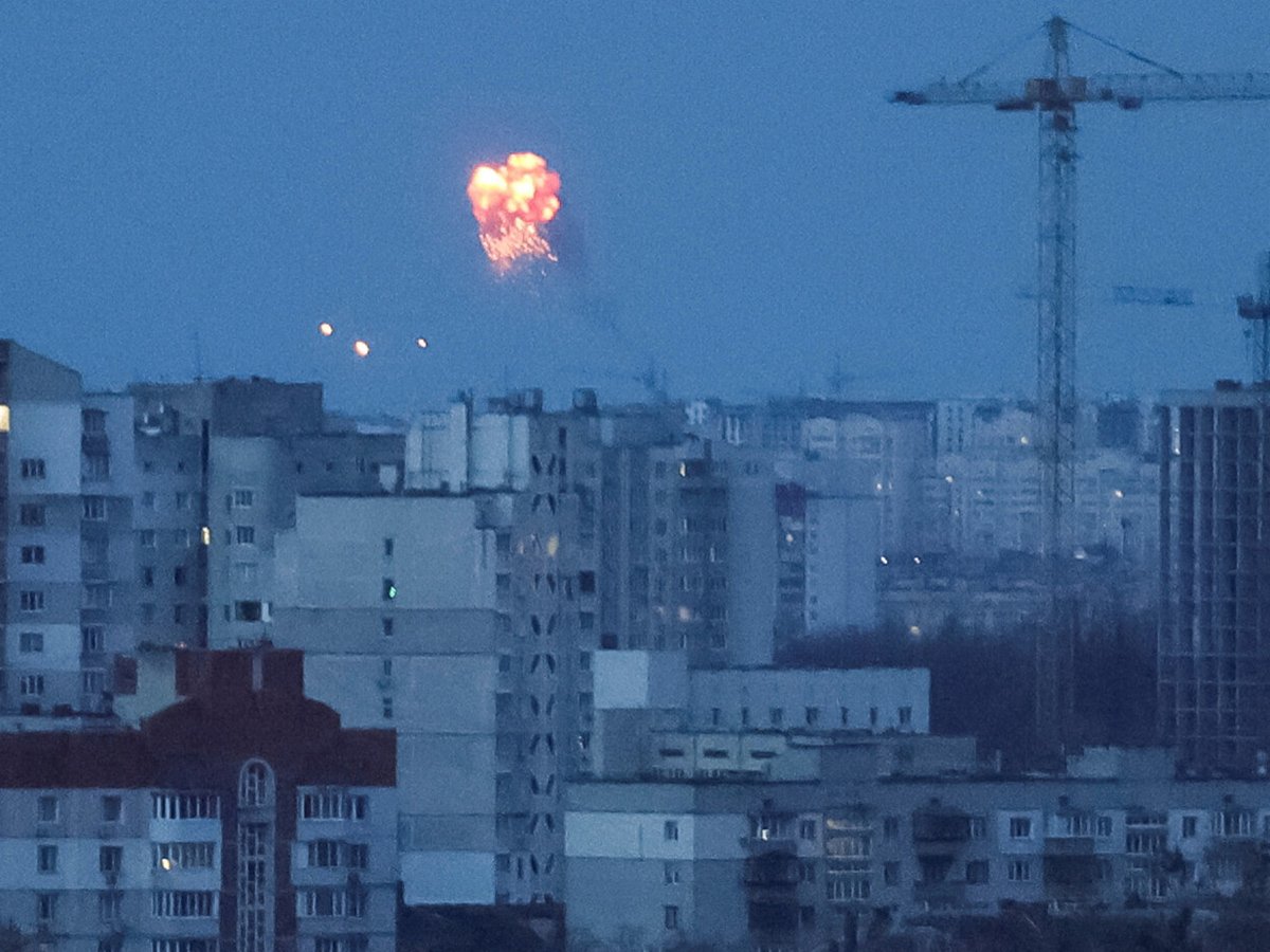 В Киеве в ночь на 15 марта прогремели взрывы - TOPNews.RU