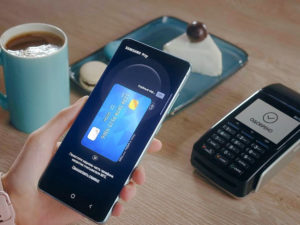 Платежный сервис Samsung Pay перестанет работать в России