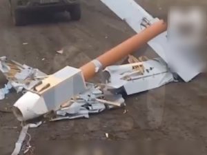 «Развалился на части»: ВС РФ показали на видео самодельный дрон ВСУ