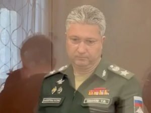 Тимур Иванов