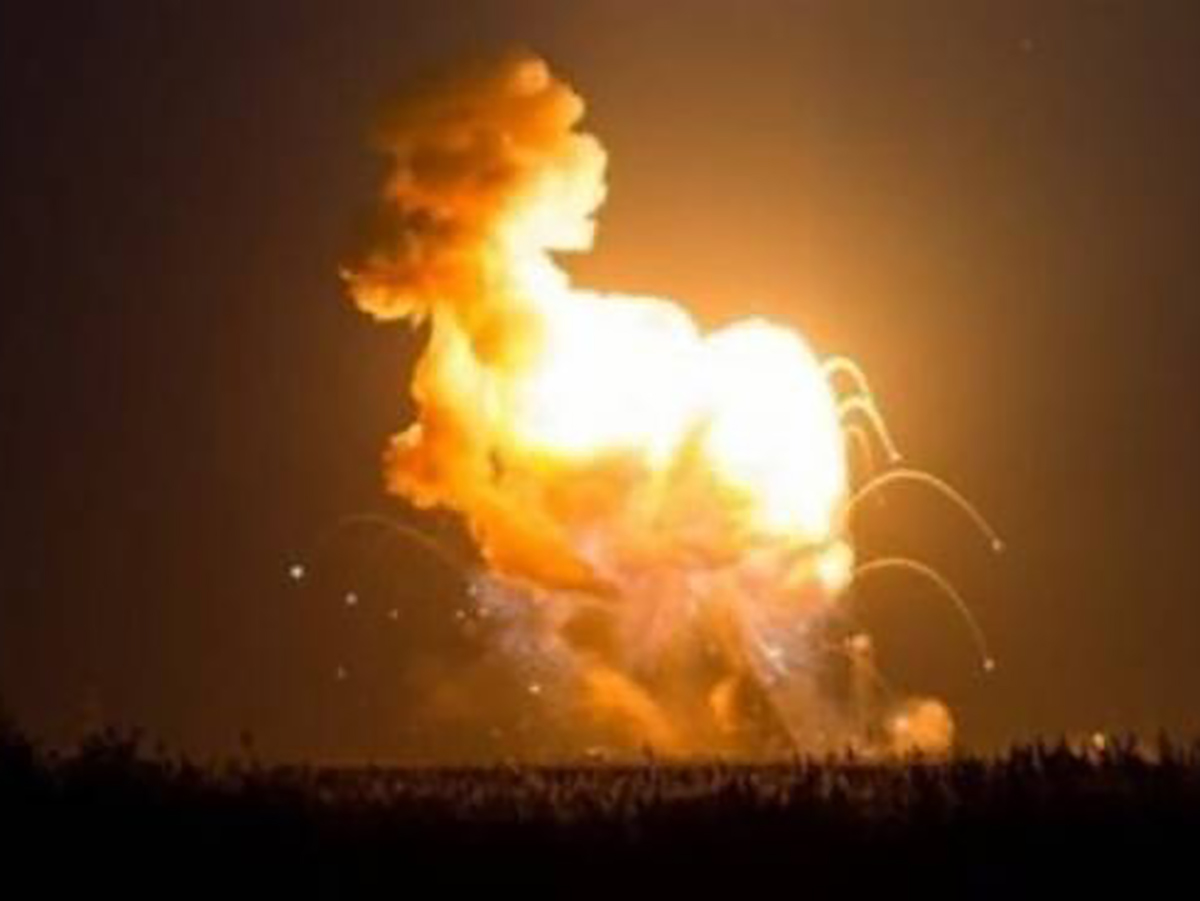 У аэродрома в крымском Джанкое прогремели взрывы и начался пожар (ВИДЕО)1
