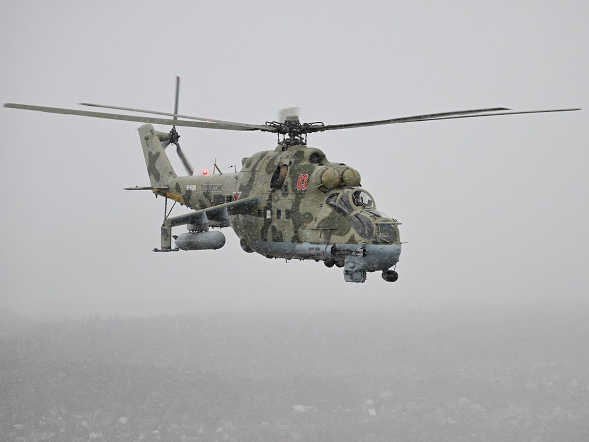 Названа предварительная причина крушения военного вертолета Ми-24 у берега Крыма
