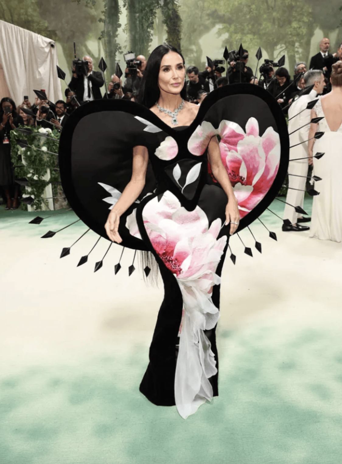 Топ образов знаменитостей на Met Gala 2024