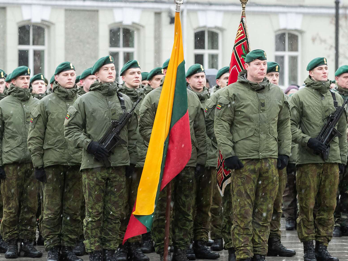В Литве заявили о готовности направить войска на Украину1