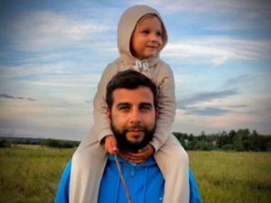 Иван Ургант показал 16-летнюю красотку-дочь, восхитив поклонников
