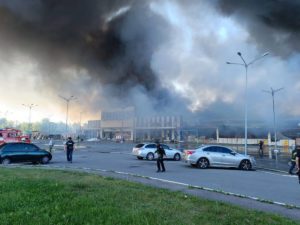 ВС РФ ракетным ударом уничтожили склад ВСУ в здании ТЦ Харькова