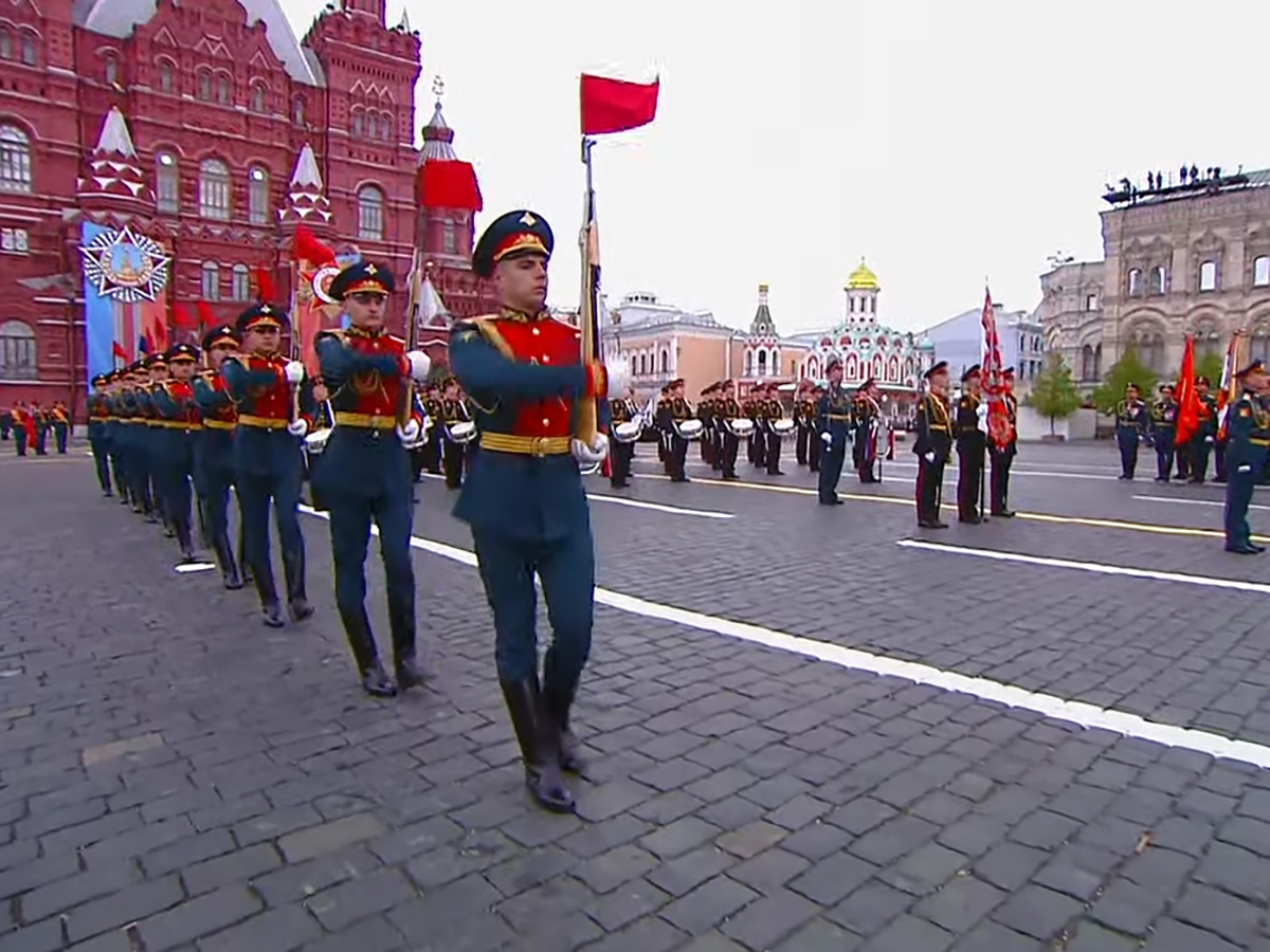 В Москве на Красной площади прошел парад в честь Дня Победы (ВИДЕО)1