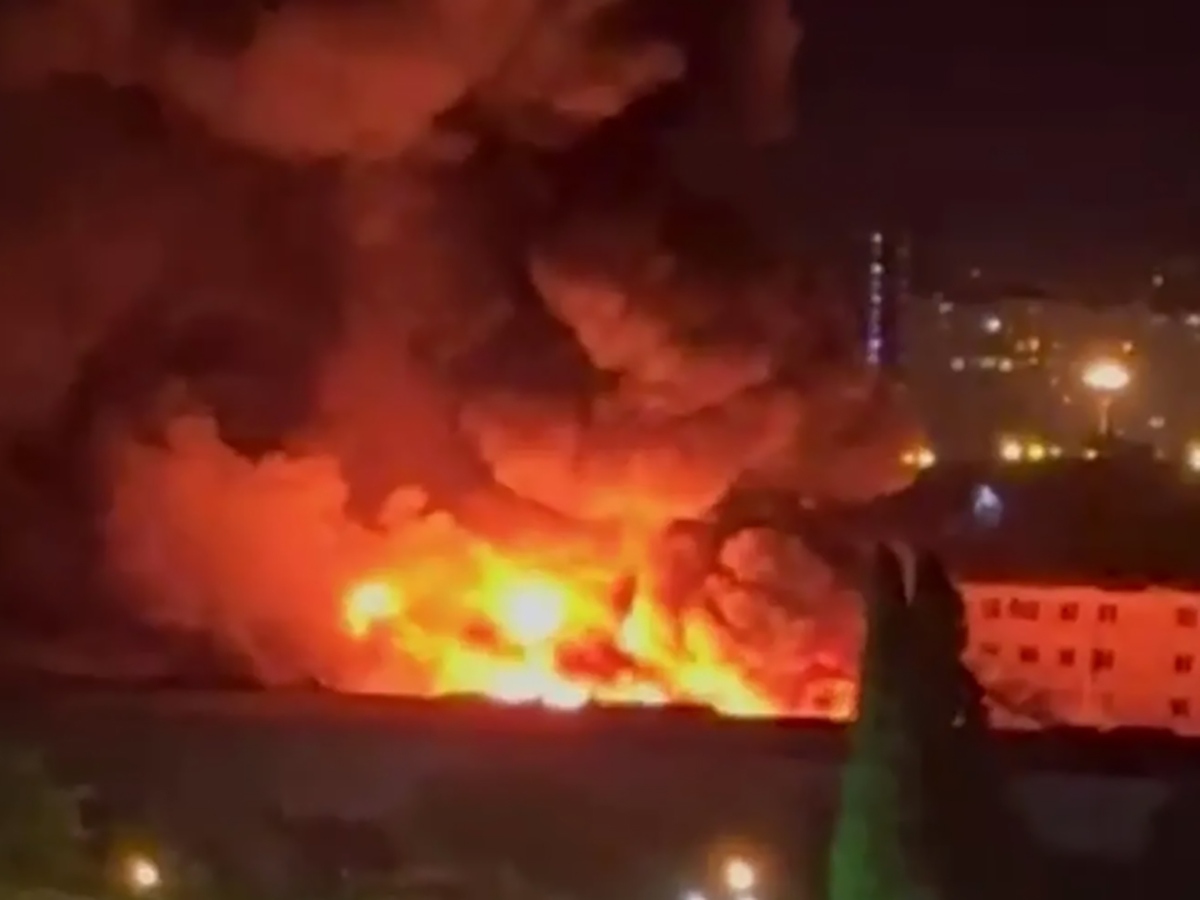 В Одессе прогремели мощные взрывы: горят склады с боеприпасами, уничтожен штаб ВСУ (ВИДЕО)1