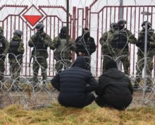 На границе с Белоруссией мигранты напали на польских пограничников