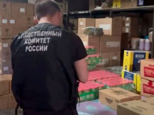 Обвиняемые в массовом отравлении в России пытались уничтожить продукцию