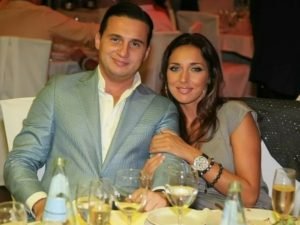 Муж певицы Алсу готов оставить ей 2,5 млрд рублей и просит сохранить семью