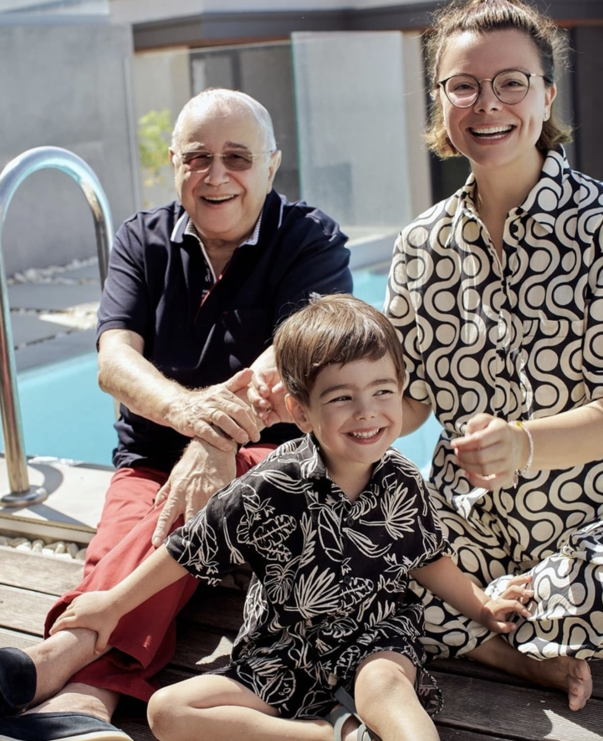 Звездные пары, разница в возрасте у которых измеряется десятилетиями