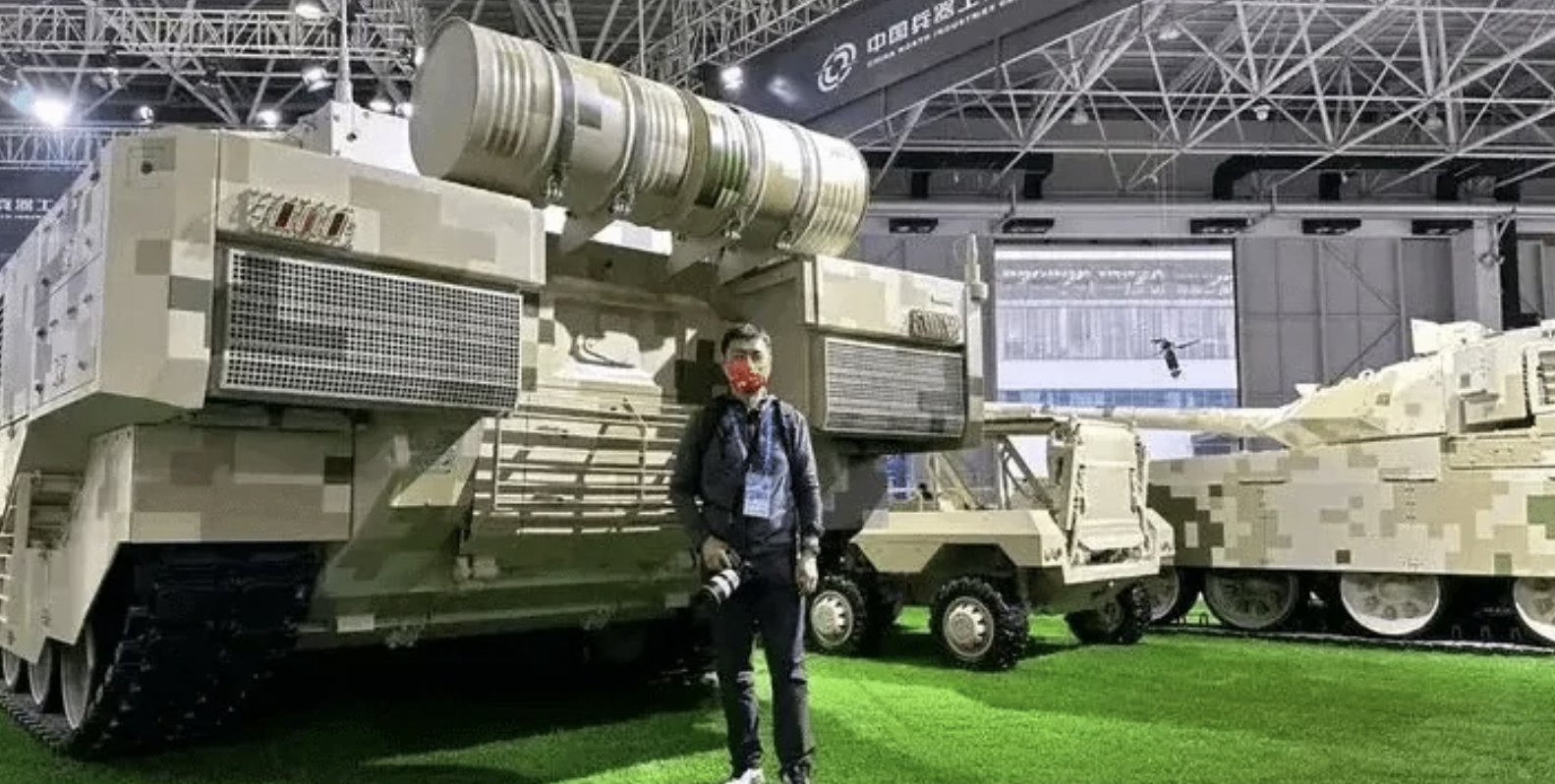 Фото наглядно демонстрирующие, насколько гигантскими могут быть разные обьекты