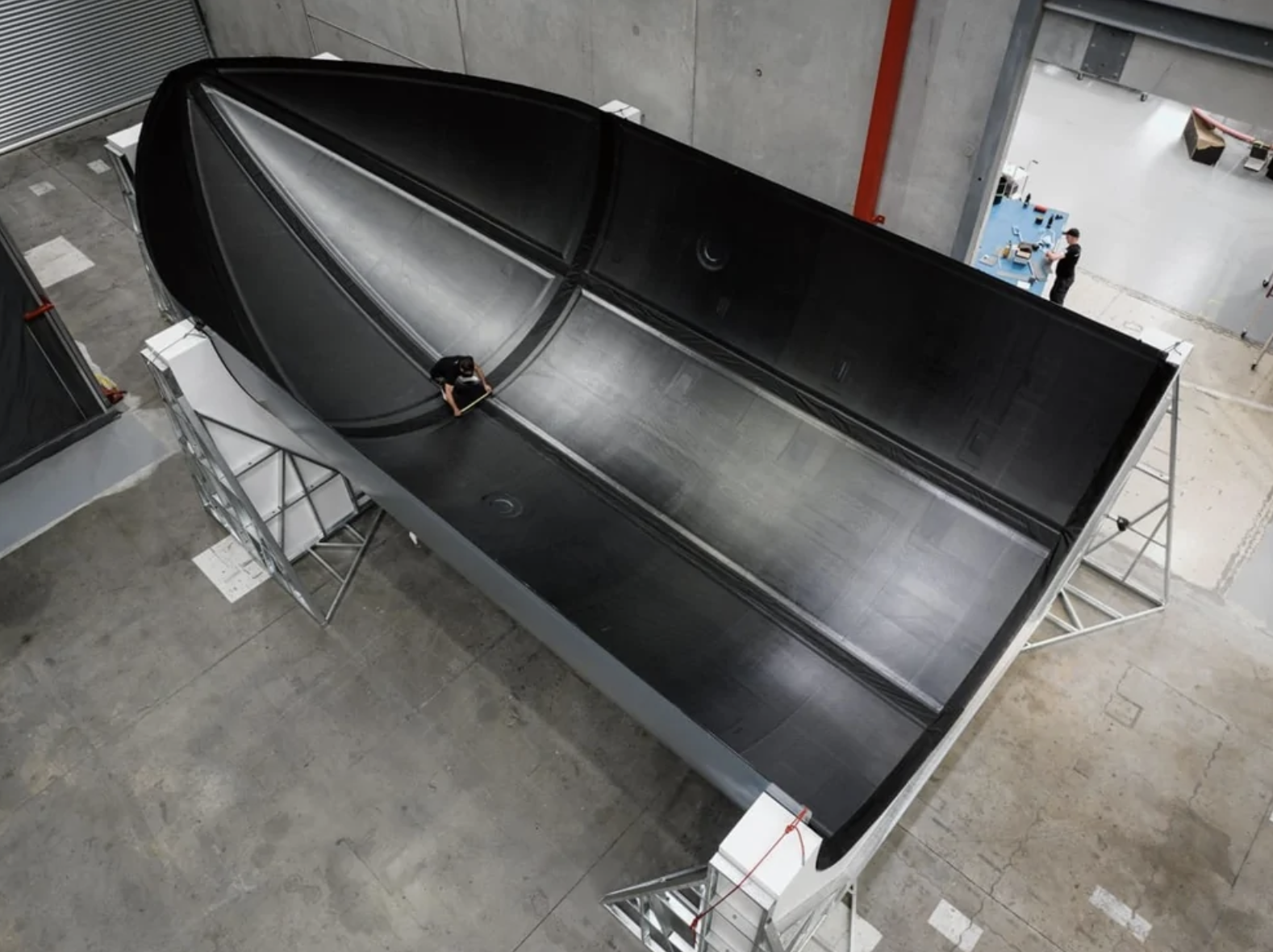 Фото наглядно демонстрирующие, насколько гигантскими могут быть разные обьекты