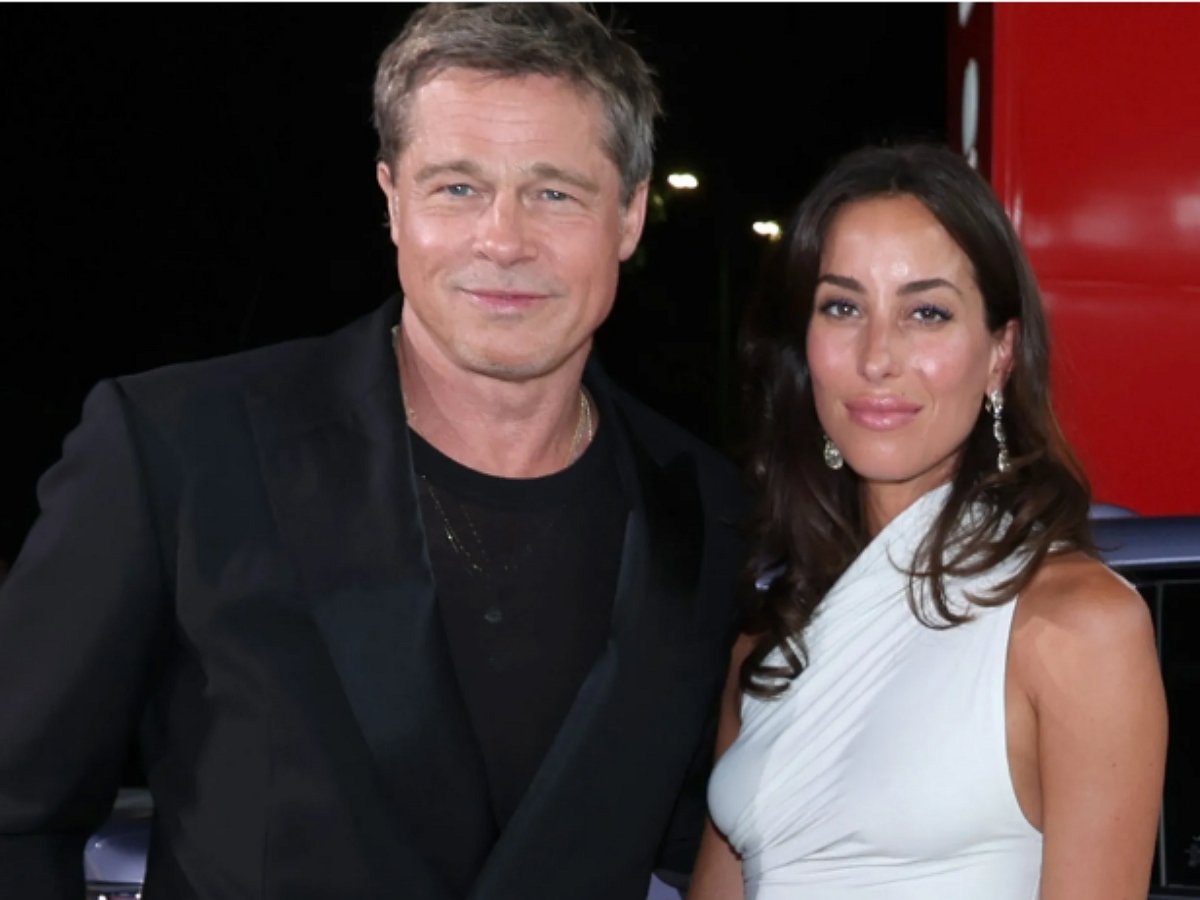 Брэд Питт ослепил поклонников молодостью и улыбкой на Венецианском фестивале