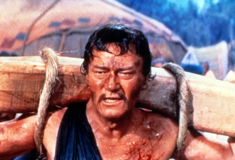 25 жутких закулисных фактов об известных фильмах