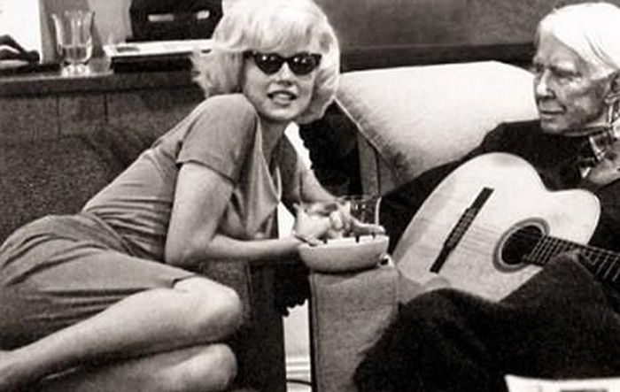 Старые фотосессии знаменитостей, где они еще совсем молоды