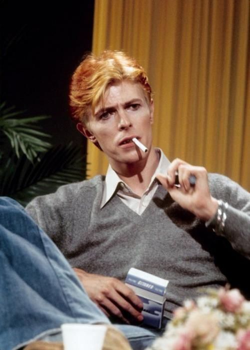 Старые фотосессии знаменитостей, где они еще совсем молоды