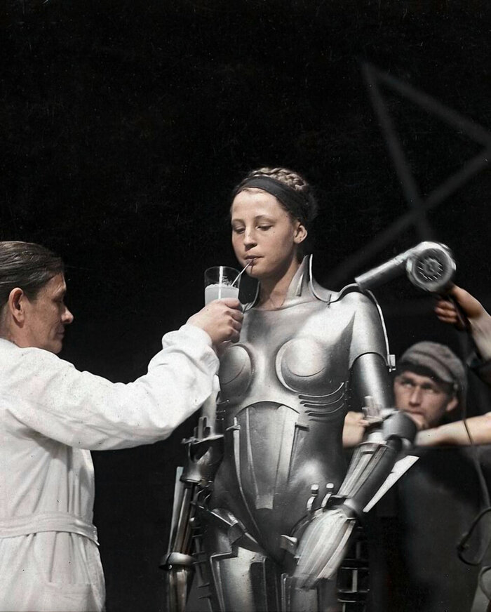 Удивительные фотографии со съемок культовых фильмов XX века