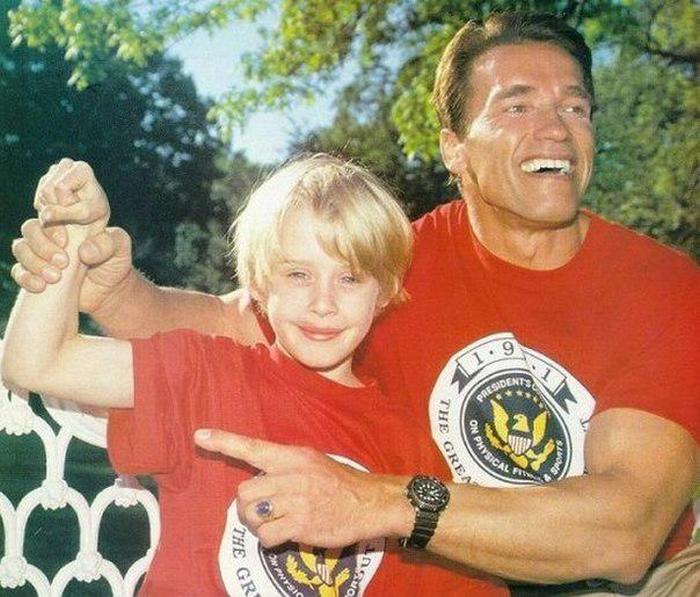 Старые фотосессии знаменитостей, где они еще совсем молоды