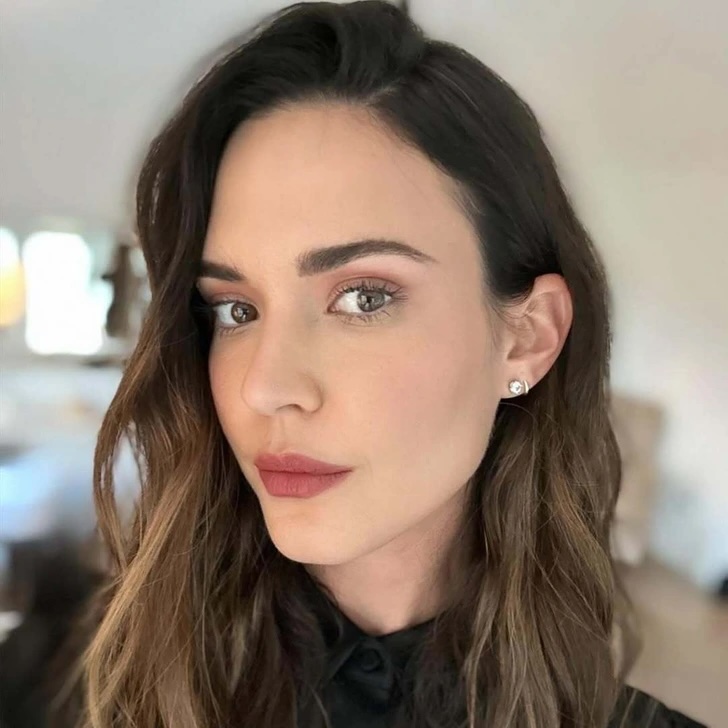  Най-красивите дами в света през 2024 година съгласно елементарните хора 